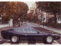 Lamborghini celebrates Espada’s 50th anniversary, at London’s Royal Automobile Club and the legendary Abbey Road