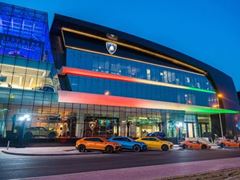 Lamborghini Dubai dealership and pop-up Lamborghini Lounge inaugurated in Dubai