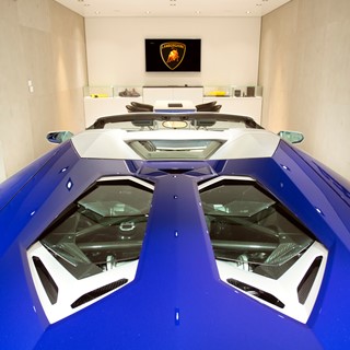Lamborghini Aventador LP 700-4 Roadster AD Personam 4