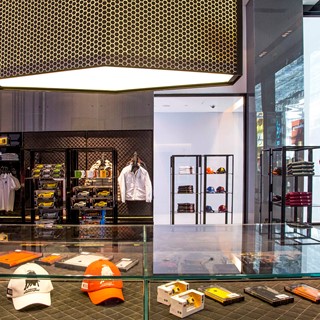 CAL Store at Dubai Mall - 1