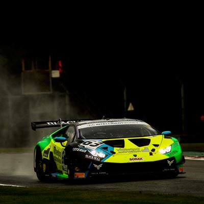British GT Dennis Lind - Leo Machitski