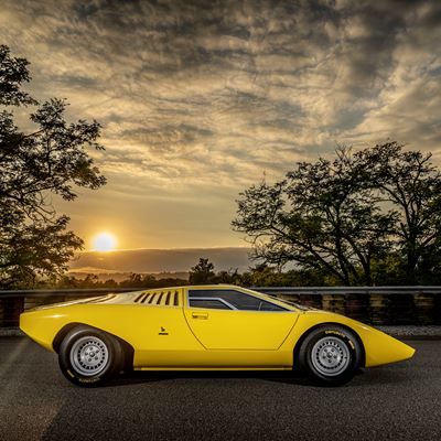 Countach LP500 side sunset