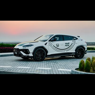 Urus Performante Dubai Police car