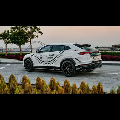 Urus Performante Dubai Police car