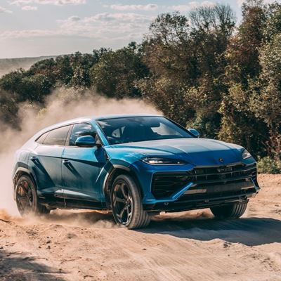 The Lamborghini Urus SE the best of both worlds