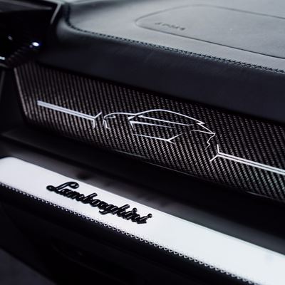 Urus SE Tettonero Capsule at Milan Design Week