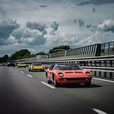 Lamborghini Miura Tour