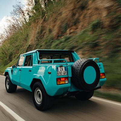 Lamborghini LM002