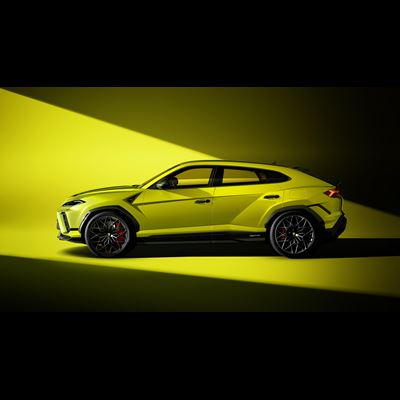 Urus SE Performante Giallo Crius Studio