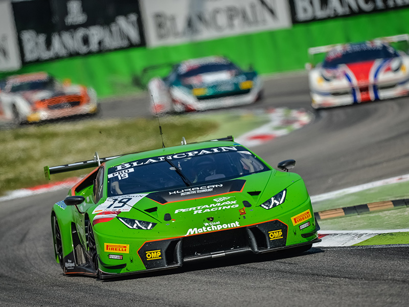 Lamborghini Huracán GT3 #19 Lamborghini Huracán GT3 #19