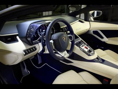 Aventador Roadster Ad Personam 3