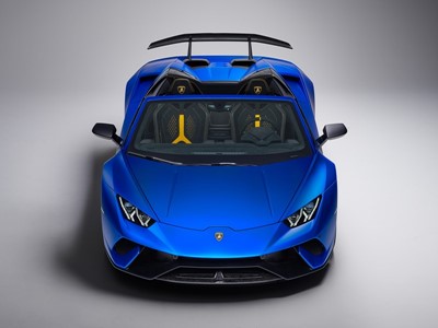 Huracan Performante Spyder front - top
