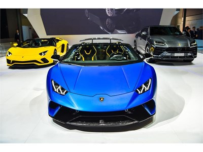 Lamborghini Huracán Performante Spyder and Urus make their Asian debut at 2018 Beijing Auto Show(9)