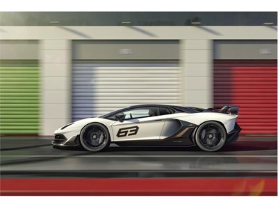 Aventador SVJ 63 White Pit side