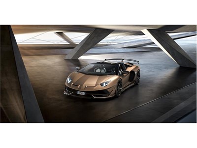 Aventador SVJ Roadster Front 02