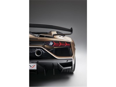 Aventador SVJ Roadster detail - rear