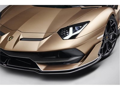 Aventador SVJ Roadster detail - front