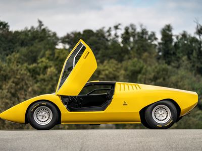Countach LP500 open door