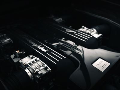 Murciélago the legendary Lamborghini V12 enters the 21st century