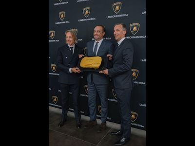 Valdis Spreczis General Manager Luxury Sports Cars SE Federico Foschini Chief Marketing Sales Officer Lamborghini