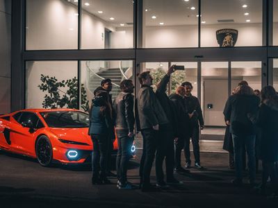 Automobili Lamborghini The Dinner