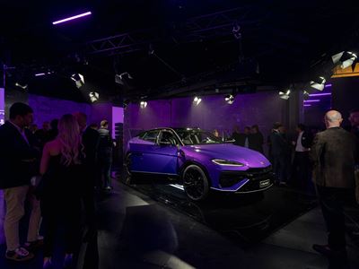 Urus SE Tettonero Capsule at Milan Design Week