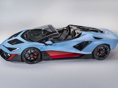 Fenomeno Roadster Studio