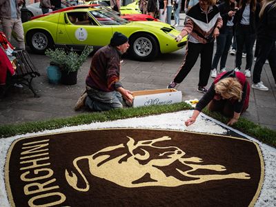 Lamborghini Miura Tour