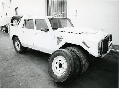 LMA 40th LM002 Copyright holders of this assets are welcome to contact Automobili Lamborghini S P A regarding any om