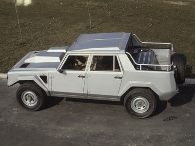 40th LM002 Copyright holders of this assets are welcome to contact Automobili Lamborghini S P A regarding any omission