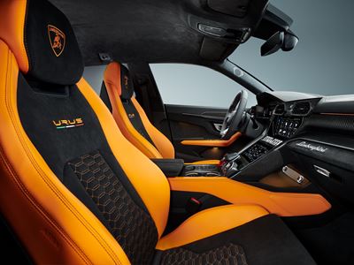 Lamborghini Urus Pearl Capsule Orange