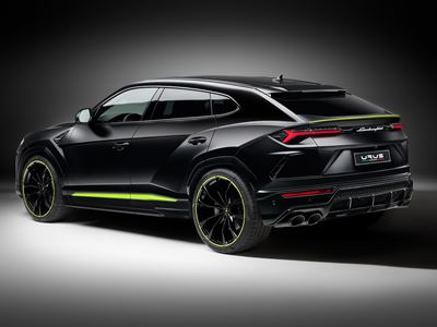 Lamborghini Urus Graphite Capsule