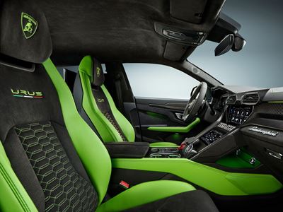 Lamborghini Urus Pearl Capsule Green
