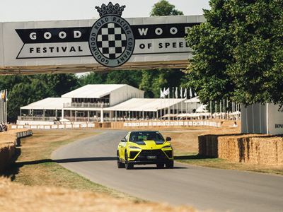 Urus SE Performante makes its first public appearance at Goodwood Festival of Speed