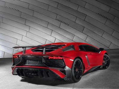Aventador SV