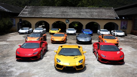 On the last day, Lamborghini fleet drove to Red Flag tea plantation