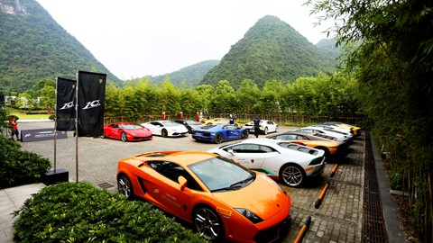 On the last day, Lamborghini fleet drove to Red Flag tea plantation