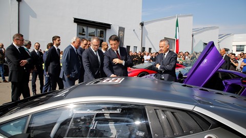 Automobili Lamborghini Management Board and M. Renzi