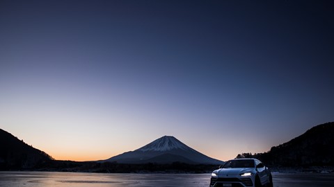 Lamborghini Urus in Fuji
