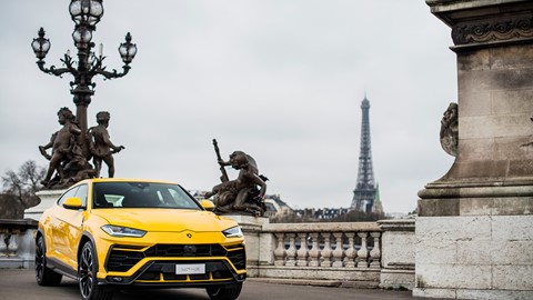 Lamborghini Urus in Paris