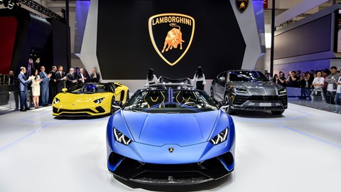 Lamborghini Huracán Performante Spyder and Urus make their Asian debut at 2018 Beijing Auto Show(3)