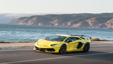 Lamborghini Aventador SVJ Yellow