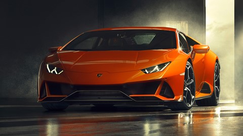 Huracan EVO 3-4 front ambient
