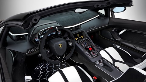 Aventador SVJ Roadster Interior - 01