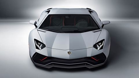 Aventador Ultimae Front