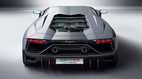 Aventador Ultimae - Rear