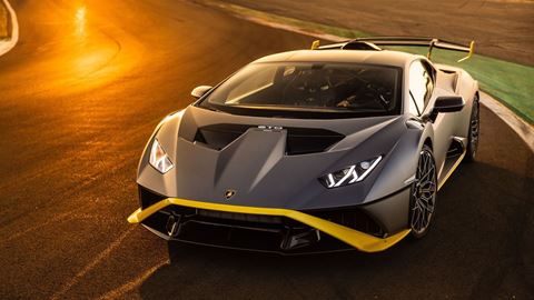 Huracán STO Titan Grey