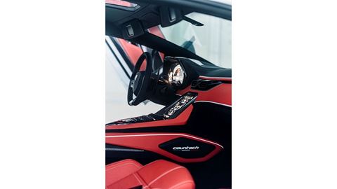 Countach LPI 800-4 Interior