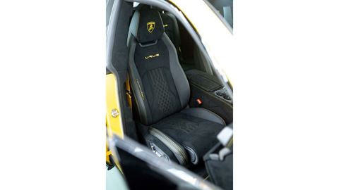 Lamborghini Urus Performante Interior