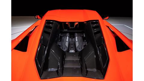 Lamborghini Revuelto